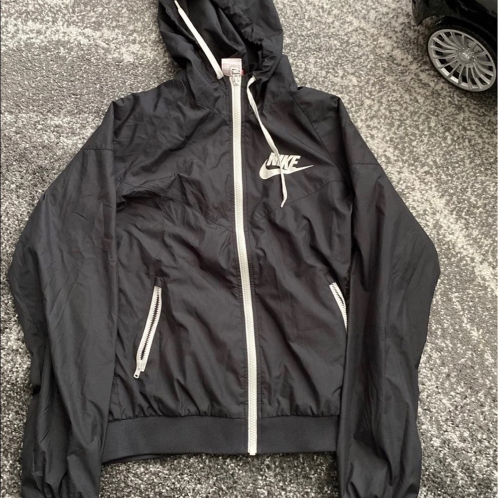 Nike windbreaker